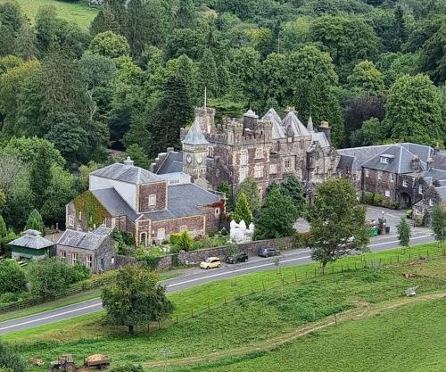 Craig-Y-Nos Castle