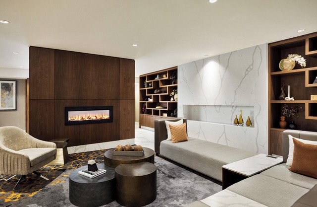 Crowne Plaza Toronto Airport by IHG