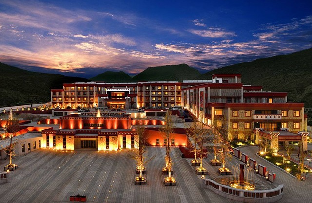 Crowne Plaza Yading by IHG