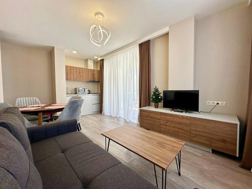 Crystal Loft Block C Apartment with views