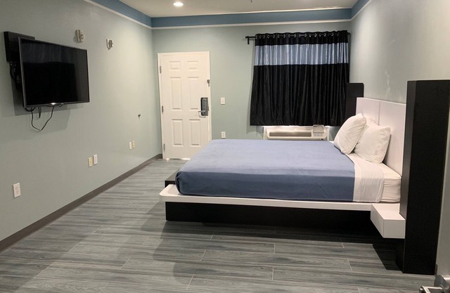 Crystal Suites