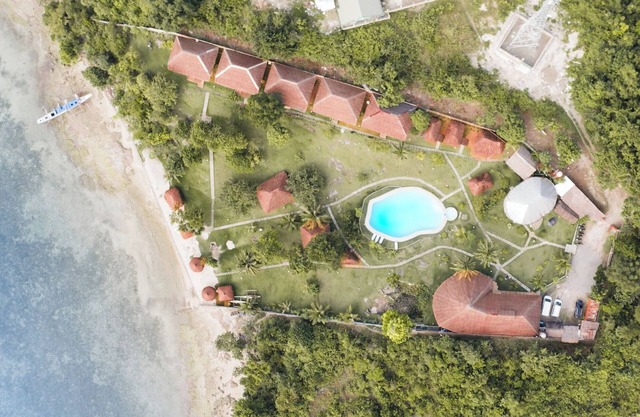 Cuestas Beach Resort & Restaurant