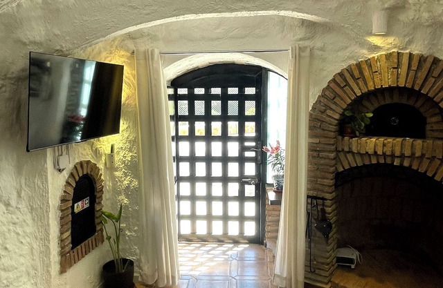 Cueva de David, Ubicado en el Entorno de la Abadía del Sacromonte, Granada