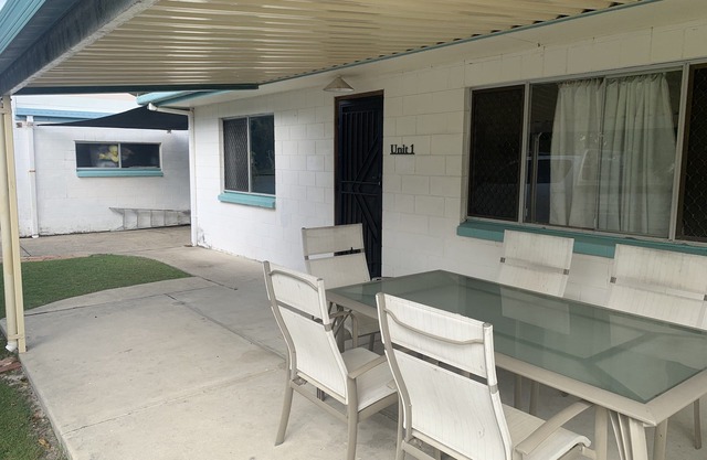 Currimundi Bare Foot Beach House