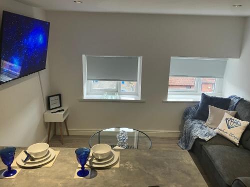 Cute, Comfortable & Classy Condo