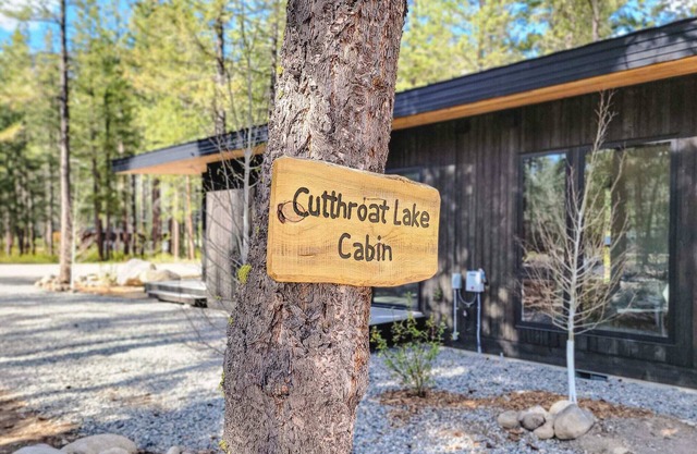 Cutthroat Lake Cabin at The Inn At Mazama