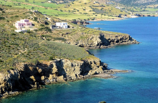 Cyclades, seaside Villa bord de Mer. Beach at your feet. Direkt am Strand.