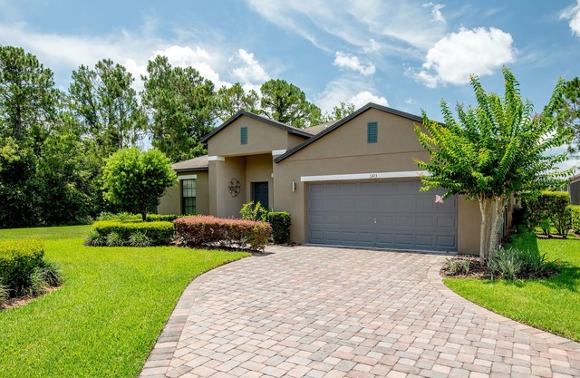 Cypress Pointe Villa Gorgeous 5 Bed, 4 Bath, Pool, Close to Disney