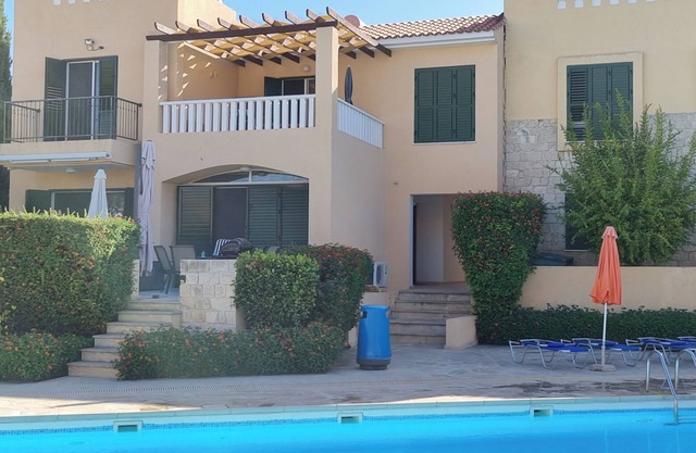 Cyprus-2 bedrooms both ensuite, pool, patios, wifi