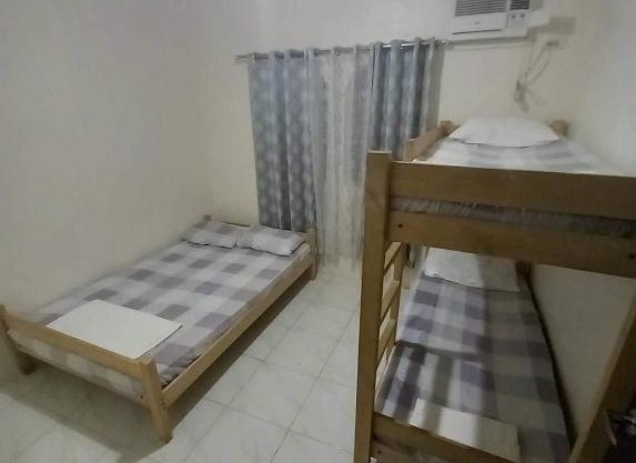 Czarina Transient House