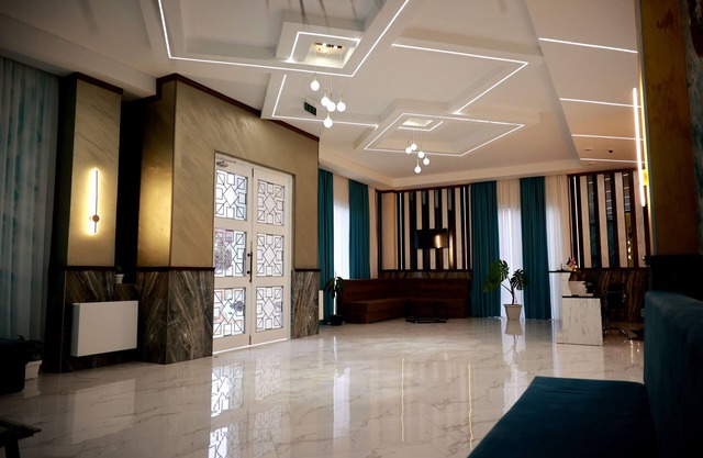 DADIANI Inn
