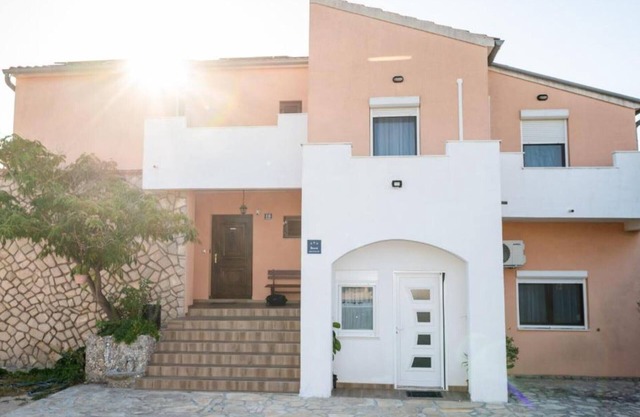Dalmatian apartments Bilice - Two Bedroom Apartment With Terrace (A2)