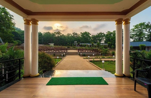 Dandeli Hill View Jungle Stay