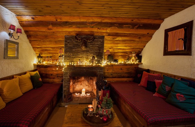 Dandy Villas Agoriani - Chalet Erato - Fireplace