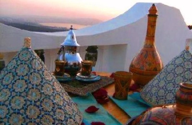 Dar Bahra opens its doors to you to fill your stay with magic. Enjoy your time with us in serenity