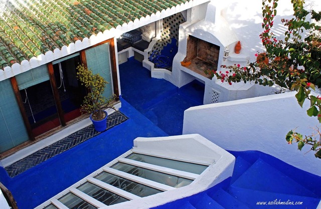 DAR DIALI traditional house in historical-artistic medina