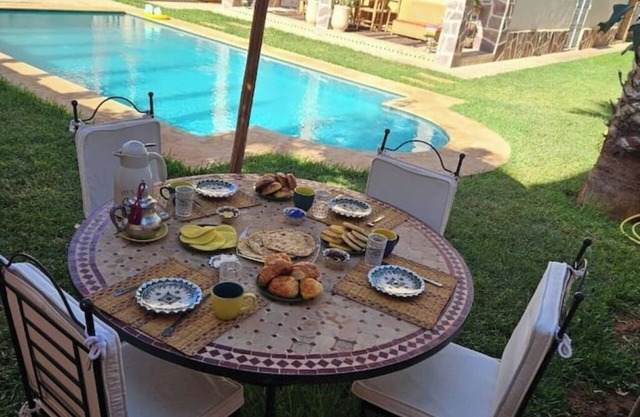 DAR SI ALI invites you to stay in a villa 35 km from Marrakech
