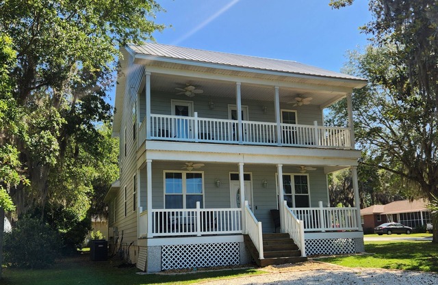 Darien's Saltmarsh Cottage