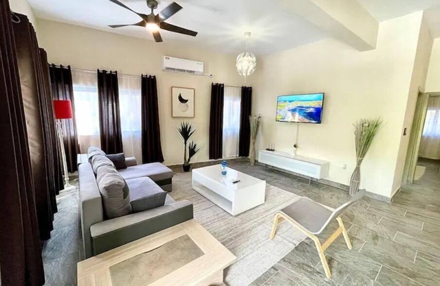 Dawn Beach Club 2 Bed…2Bath Villa, With Beach Access & Resort Bar