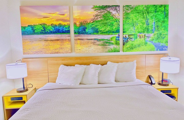 Days Inn by Wyndham Rutland/Killington Area