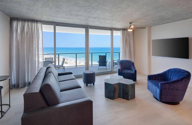 Daytona's Newest Oceanfront Resort! Max Beach Resort 2Bedroom, 2Bath, Oceanview
