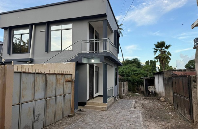 DC 1-bedroom apartment near USA embasy Dar es Salaam