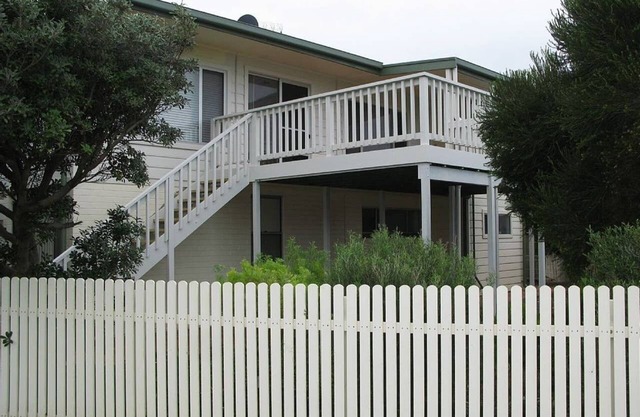 Decked Out Middleton - Ocean Views-Family Holidays