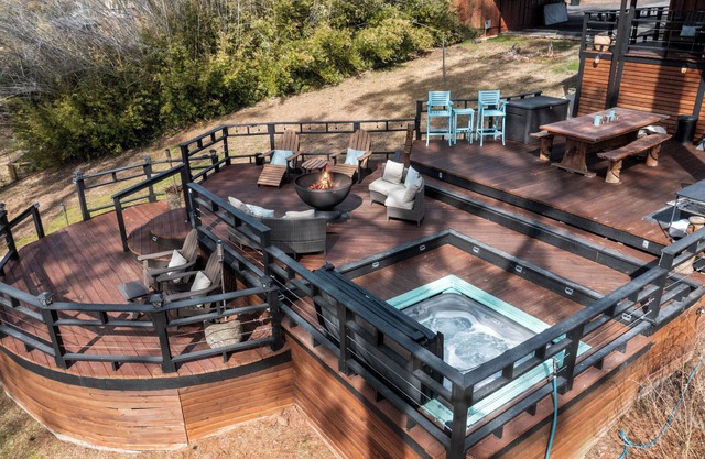 "Decked Out" Toledo Bend