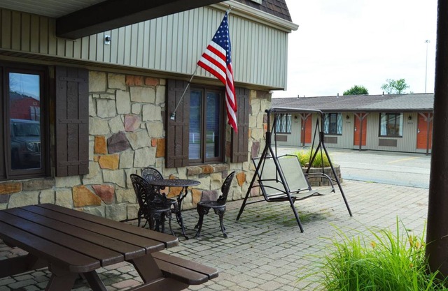 Deer Creek Motel