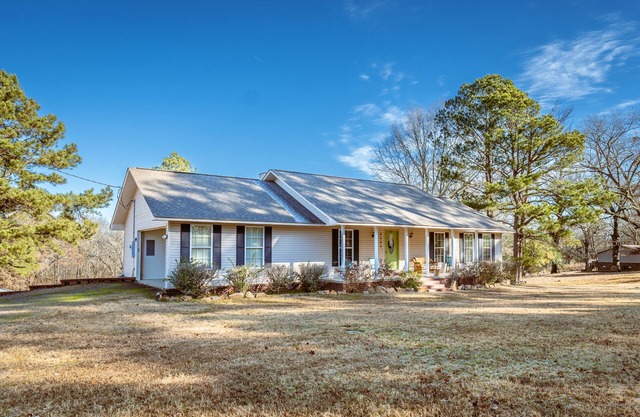 DeGray Getaway - At the door steps to DeGray Lake Resort State Park