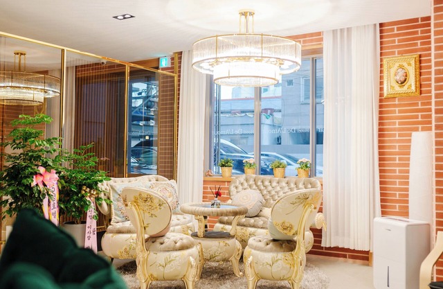 DELAMOUR Hotel