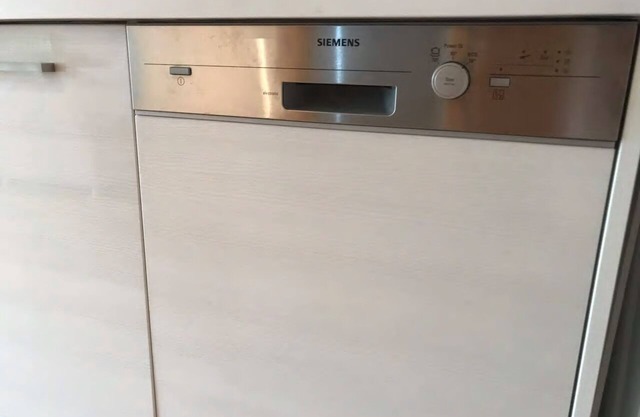 DELETE IT DEACTIVATE