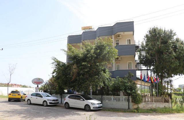 DELFIN OTEL