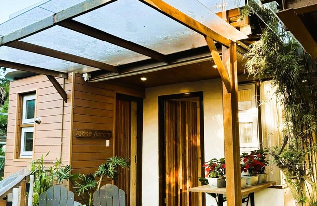 Delightful 1-bedroom Vacation Home with Balcony in Baguio City