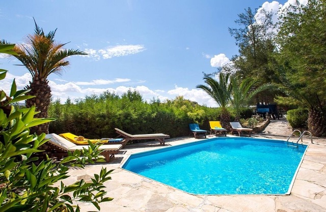 Delightful Stone Villa in Miliou, Private Pool, Spectacular Views to Citrus Groves