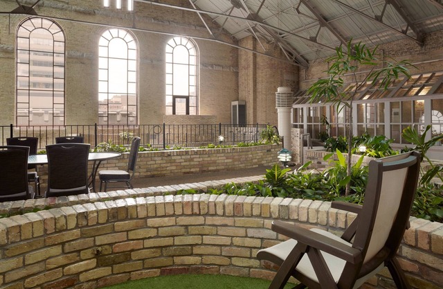 Delta Hotels by Marriott London Armouries
