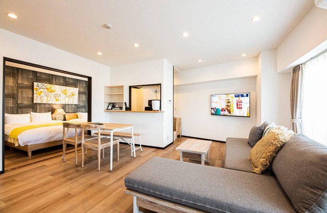 Deluxe Apartment 3 Double Beds 1 Single Bed Room for 7 people/Fukuoka Fukuoka
