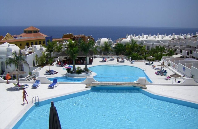 Deluxe apartment at Heated Pools Resort