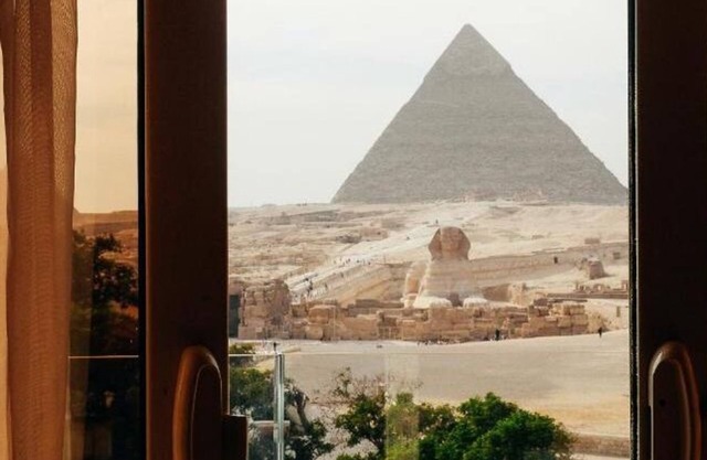 Deluxe Double or Twin Room with Balcony Side view