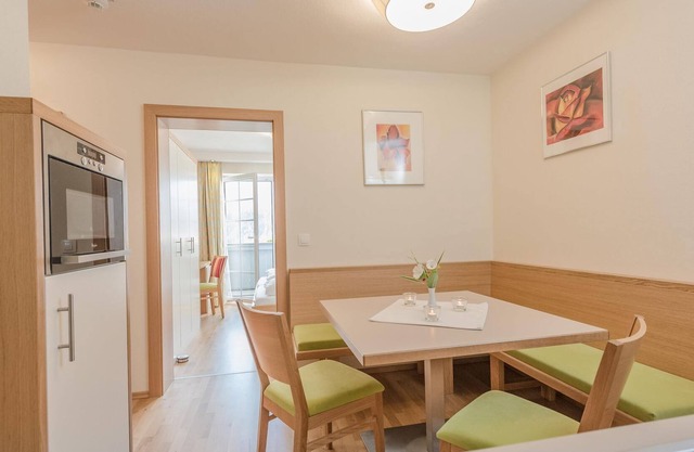 Deluxe family room half board - Cafe Pension Kitzer