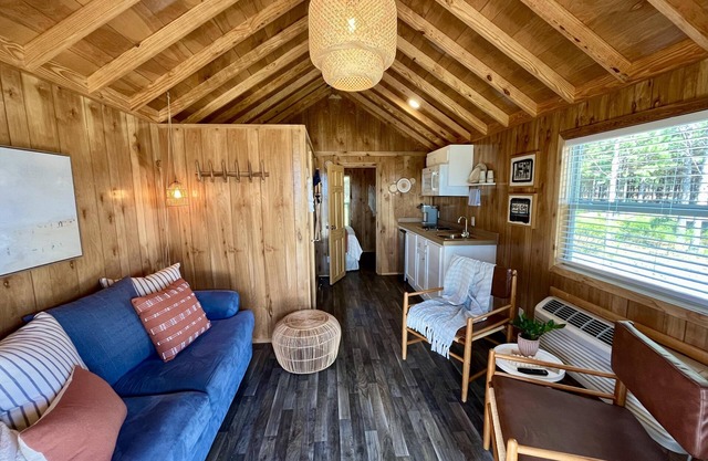 Deluxe Private Bedroom Cabin - Private Bedroom Cabin