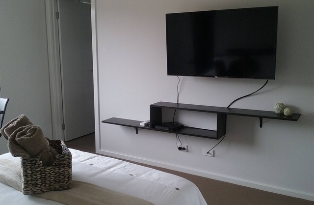 Deluxe Self-Contained Studio with King Size Bed