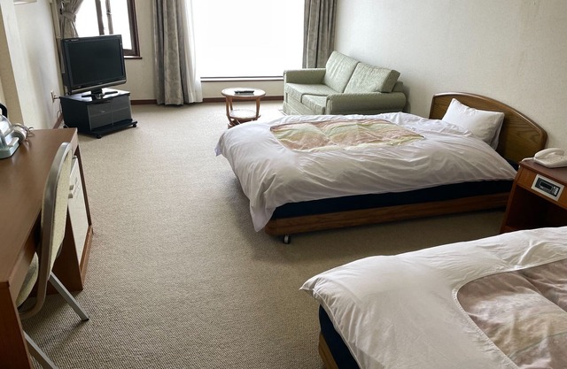 Deluxe Twin Room with bath Main Building 1F Lunch Box Service Plan/Shiso Hyōgo