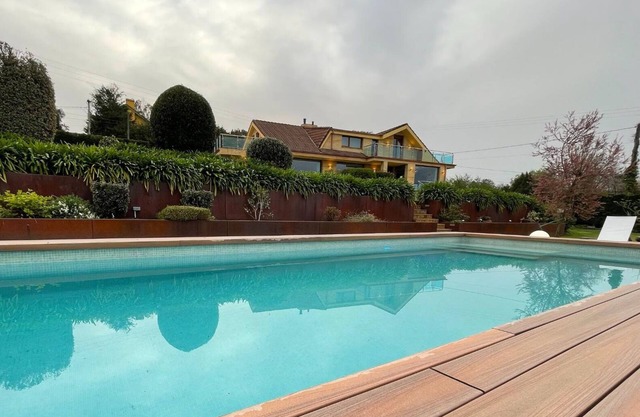 Deluxe Villa, Finca Stylish Host Cantabria