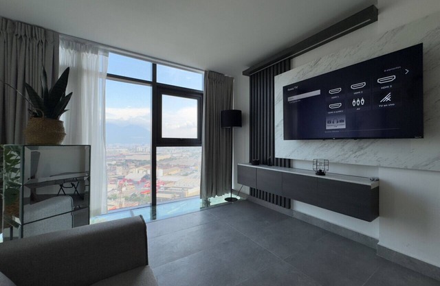 Departamento cerca de Sultanes, Coca y UANL