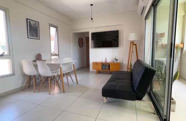 Departamento Moderno La Plata, Plaza España