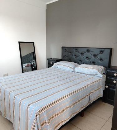 DEPARTAMENTO PARA DOS PERSONAS EN ZONA CENTRICA