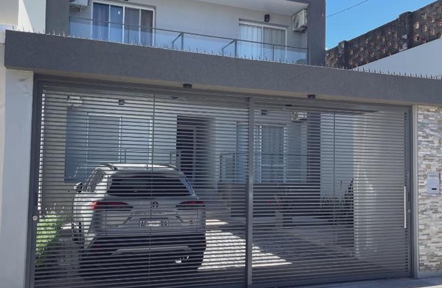 Departamentos Fleming, luminosos p hasta 4 personas