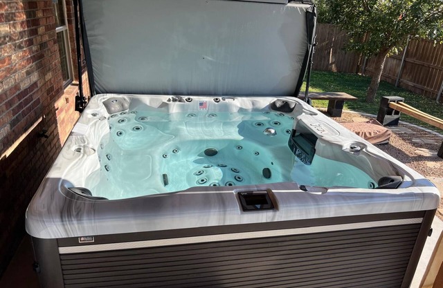 Desert Sunset HotTub-Firepit-BBQ