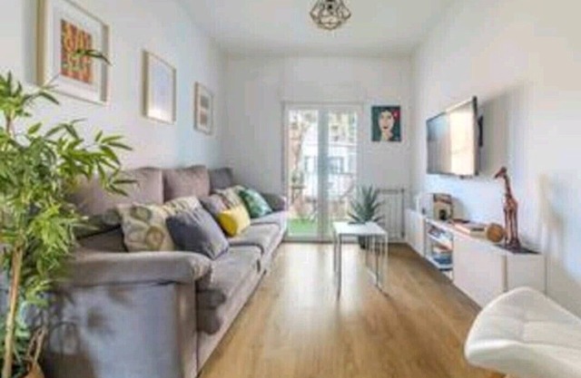 Design house with 3 bedrooms and terrace! Quiet and fully equipped